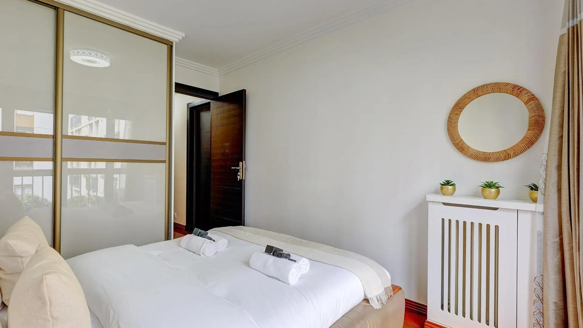 Apartamento L'Ideal Luxe Et Terrasse Pres De Republique París Francia
